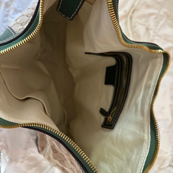 Gucci Beige GG Canvas Green Crocodile Trim Secret Medium Hobo Bag - Picture 3 of 4